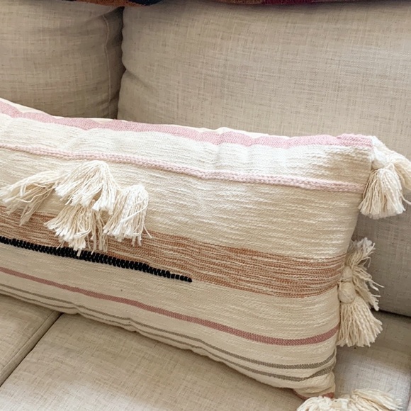 Creative Co-op Cream Cotton Kilim Lumber 29 X 15” - Picture 8 of 9